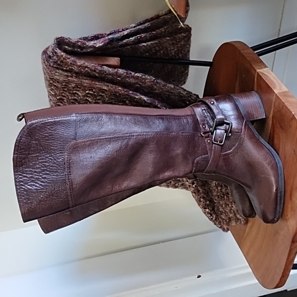 Marc Fisher brown tall leather boots with buckle detail size 8 1/2 - Picture 5 of 15